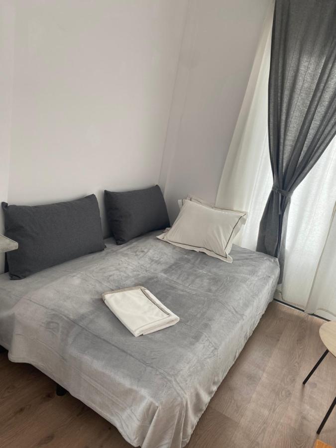 Fressh House Apartment Sincraieni ภายนอก รูปภาพ