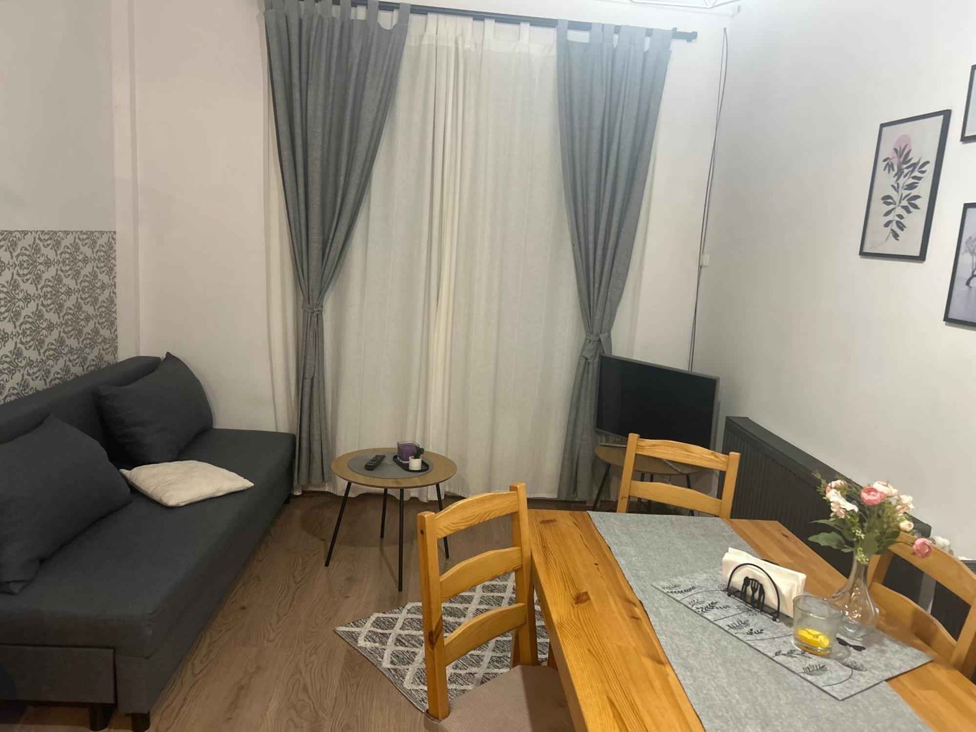 Fressh House Apartment Sincraieni ภายนอก รูปภาพ